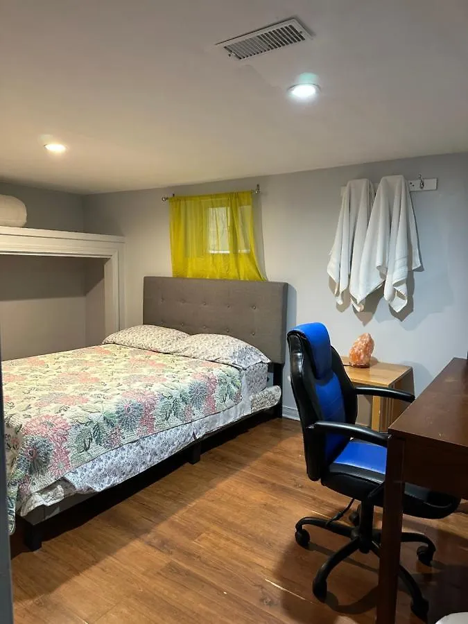 Ghalib Homestay Toronto