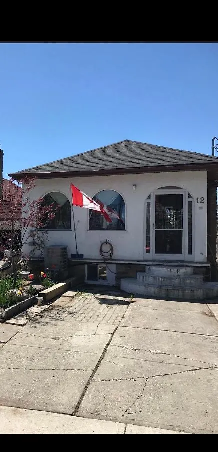 Ghalib Homestay Toronto 0*,  Canada